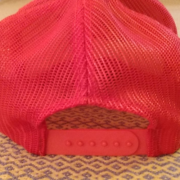 1980s Vintage Adventure Man Snap-Back Trucker Hat - Picture 6 of 6